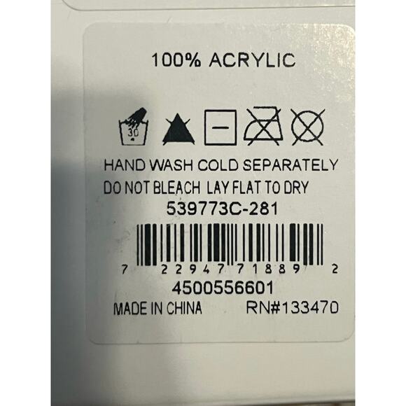 NWT Michael  Kors Logo Hat And Gloves Gift Set Black White - Picture 3 of 3